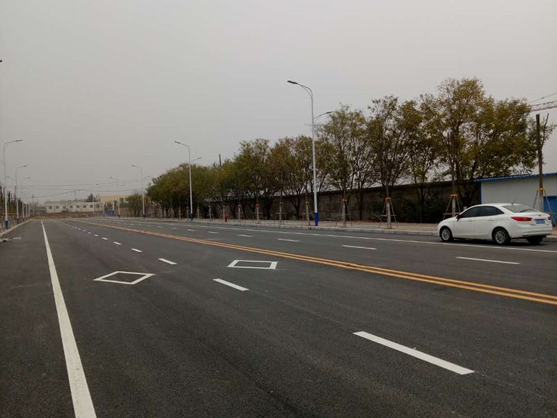 宋元瓷規(guī)劃二路道路、綠化及配套設施實景圖